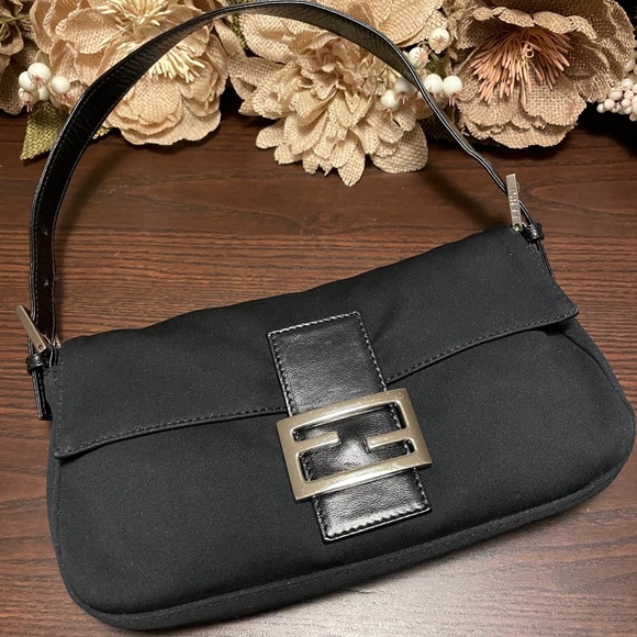 fendi neoprene baguette
